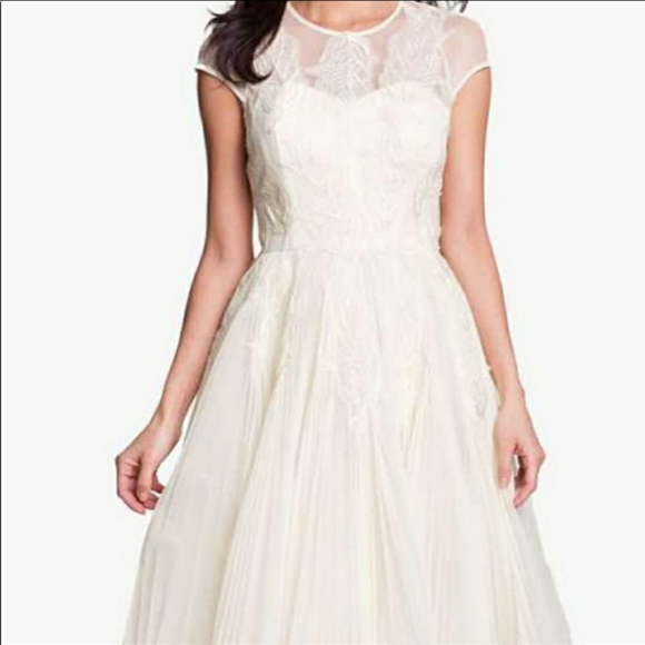 Ted Baker Dresses & Skirts - Ted Baker Miyaa dress cream